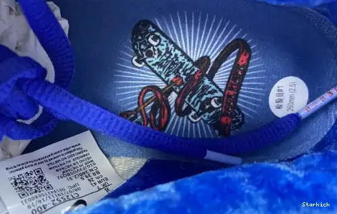 400 CT2552 Nike Dunk QS Low SB 0427